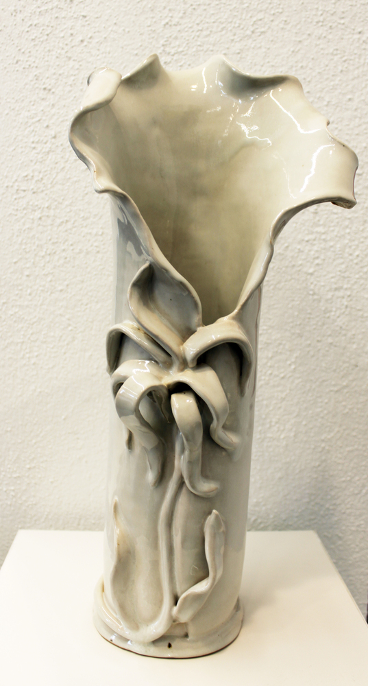 Rehorn kay white floral vase au 21